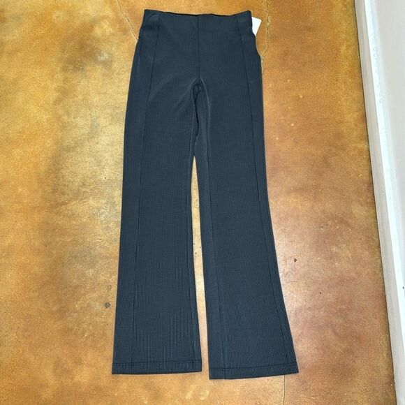Lulu lemon pant - Picture 1 of 3
